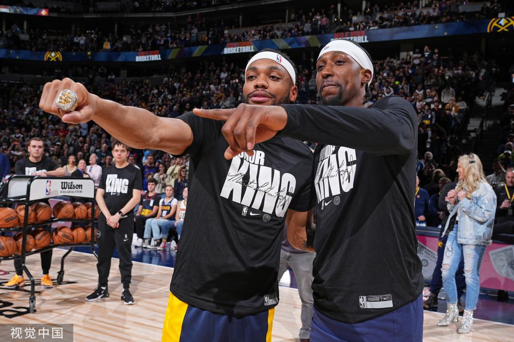 层调整使得 层调整使得